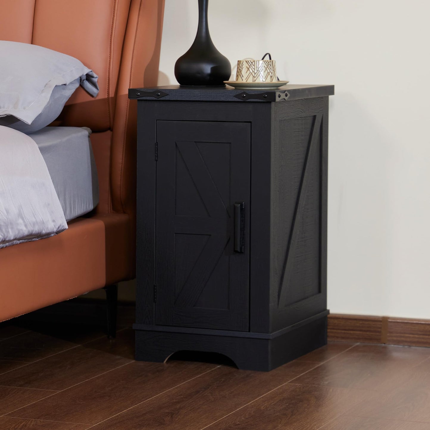 JINSEED Nightstand with Charging Station,Classic End Table with 2 Drawers,Wood Sofa Side Table